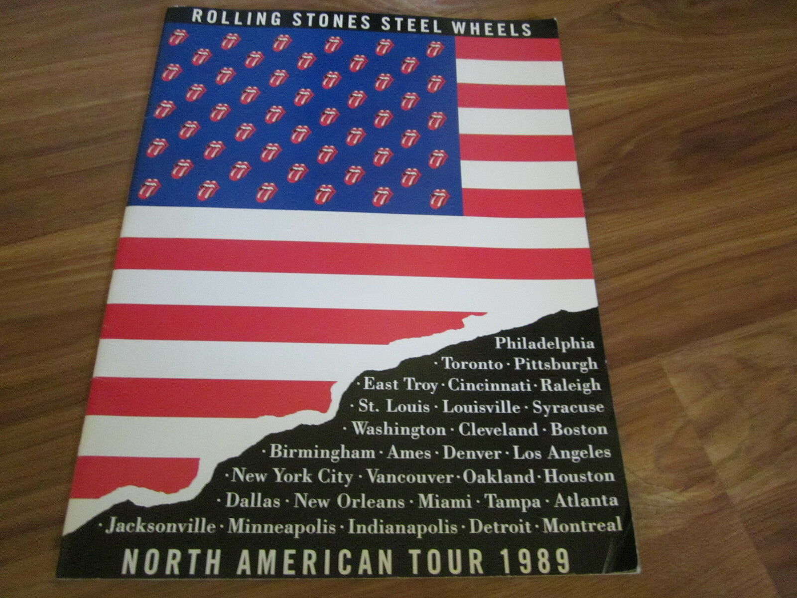 Rolling Stones Steel Wheels 1989 Concert Tour Program Clean